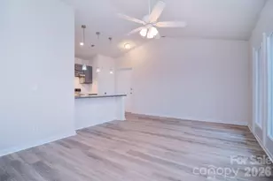 6120 Meadow Rose Ln, Charlotte, NC 28215 - Photo 18