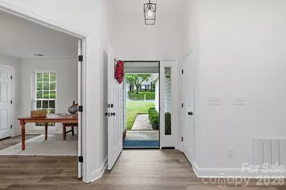 3412 Pondridge Court, Charlotte, NC 28269 - Photo 6