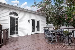 3412 Pondridge Ct, Charlotte, NC 28269 - Photo 4