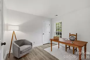 3412 Pondridge Ct, Charlotte, NC 28269 - Photo 24