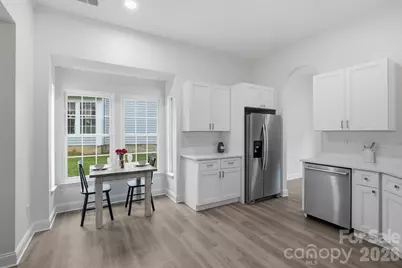 3412 Pondridge Court, Charlotte, NC 28269 - Photo 12