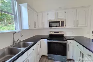 919 Danbrook Cir, Lincolnton, NC 28092 - Photo 8