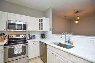10663 Hill Point Ct, Charlotte, NC 28262 - Photo 8