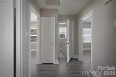 1060 14th Avenue NW, Hickory, NC 28601 - Photo 12