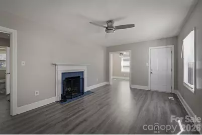 1060 14th Avenue NW, Hickory, NC 28601 - Photo 10