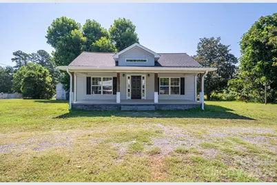 1719 S Lafayette Street, Shelby, NC 28152 - Photo 2