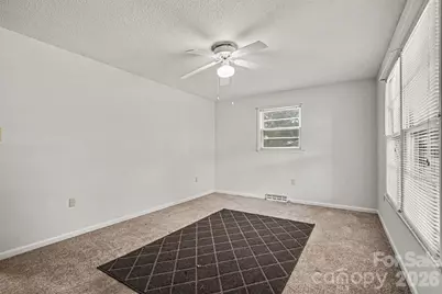 777 Springdale Lane, Gastonia, NC 28052 - Photo 4