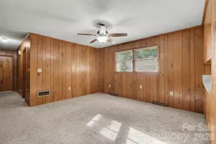 777 Springdale Ln, Gastonia, NC 28052 - Photo 8