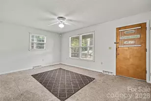 777 Springdale Ln, Gastonia, NC 28052 - Photo 2