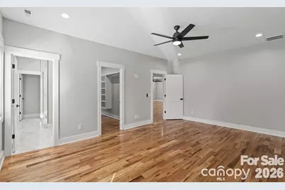 543 30th Avenue NW, Hickory, NC 28601 - Photo 12