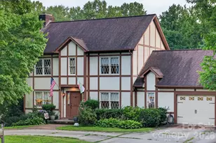 1001 Plantation Dr NE, Lenoir, NC 28645 - Photo 2