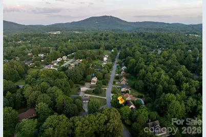 1001 Plantation Drive NE, Lenoir, NC 28645 - Photo 40