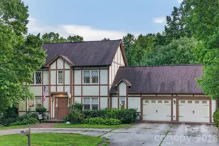 1001 Plantation Dr NE, Lenoir, NC 28645 - Photo 1