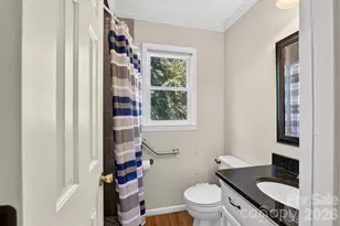 1001 Plantation Dr NE, Lenoir, NC 28645 - Photo 26