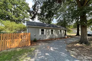 601 W Round St, Landis, NC 28088 - Photo 8