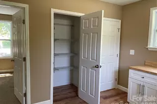 601 W Round St, Landis, NC 28088 - Photo 30