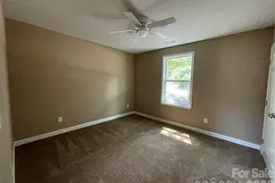 601 W Round St, Landis, NC 28088 - Photo 16