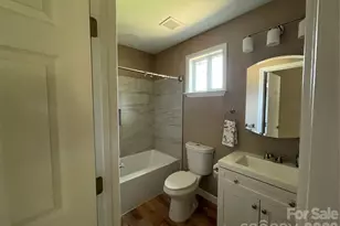 601 W Round St, Landis, NC 28088 - Photo 20
