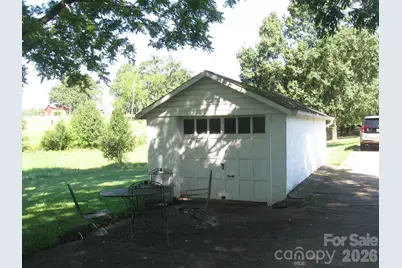 3850 Hartland Road, Lenoir, NC 29845 - Photo 8