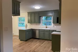 136 Gum Branch Rd, Charlotte, NC 28214 - Photo 8