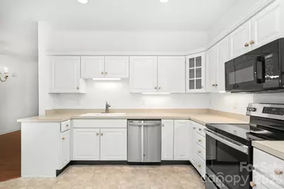9807 Whispering Willow Court, Charlotte, NC 28210 - Photo 10