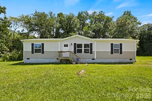 18 Moss Ln, Hendersonville, NC 28792 - Photo 1