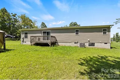 18 Moss Lane, Hendersonville, NC 28792 - Photo 16