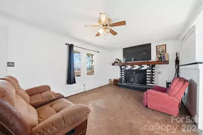 1406 Walt Arney Road SW, Lenoir, NC 28645 - Photo 6