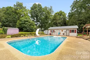 318 Sharon Ave NW, Lenoir, NC 28645 - Photo 38