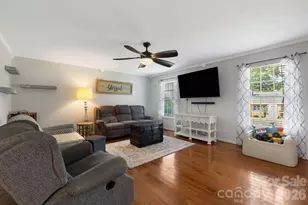318 Sharon Ave NW, Lenoir, NC 28645 - Photo 4