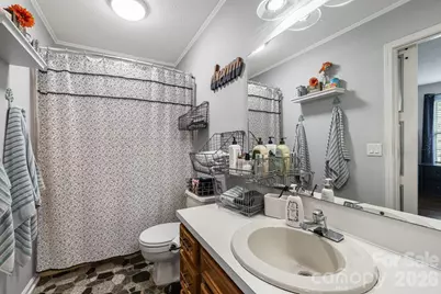 318 Sharon Avenue NW, Lenoir, NC 28645 - Photo 14