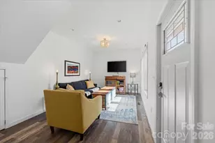 109 Portmanvilla Rd, Black Mountain, NC 28711 - Photo 12