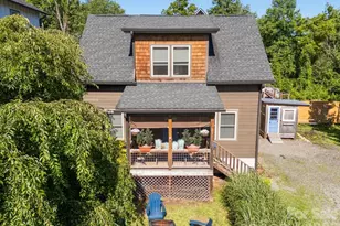 109 Portmanvilla Rd, Black Mountain, NC 28711 - Photo 1