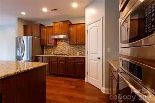 404 E Waterlynn Rd, Mooresville, NC 28115 - Photo 14