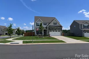 193 Adams Tree Wy, Troutman, NC 28166 - Photo 2