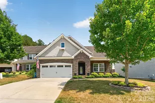 5064 Stonehill Ln, Matthews, NC 28104 - Photo 1