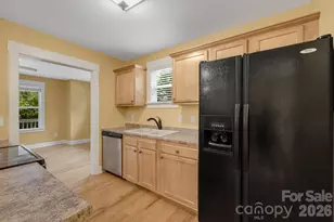 2 Cottage Cv Ln, Asheville, NC 28803 - Photo 14