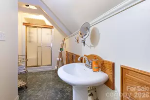 378 Yates Cove Rd, Waynesville, NC 28785 - Photo 10