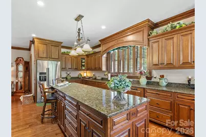 38 Peterson Lane, Green Mountain, NC 28740 - Photo 14