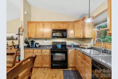 67 Hawks Landing, Burnsville, NC 28714 - Photo 10