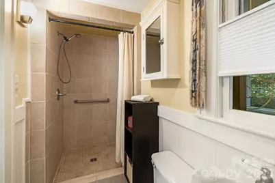 28 Woodlawn Avenue, Asheville, NC 28801 - Photo 26