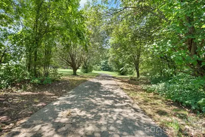 2097 Hermit Trail, Newton, NC 28658 - Photo 2