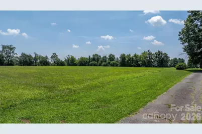 2097 Hermit Trail, Newton, NC 28658 - Photo 38