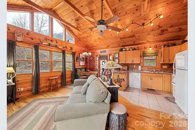 16 Hiawatha Drive, Maggie Valley, NC 28751 - Photo 4