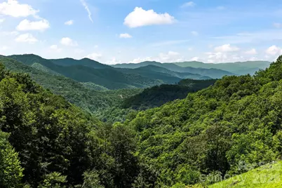 670 Parkway Drive, Maggie Valley, NC 28751 - Photo 2