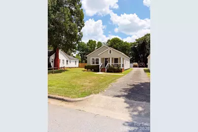 2827 E Long Avenue, Gastonia, NC 28054 - Photo 2