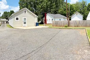 2827 E Long Ave, Gastonia, NC 28054 - Photo 16