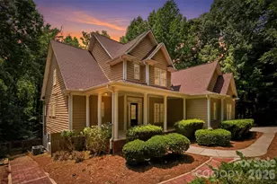 151 Maple View Dr, Troutman, NC 28166 - Photo 2