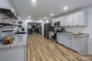 44 L R Smith Ave, Hendersonville, NC 28791 - Photo 8