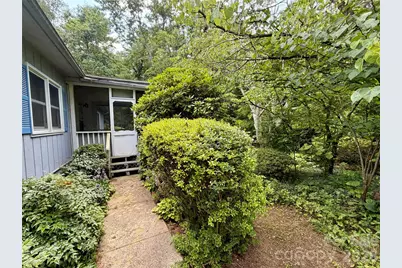 5 Dewberry Drive, Hendersonville, NC 28792 - Photo 8
